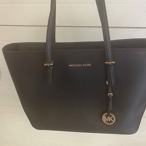Michael Kors tote